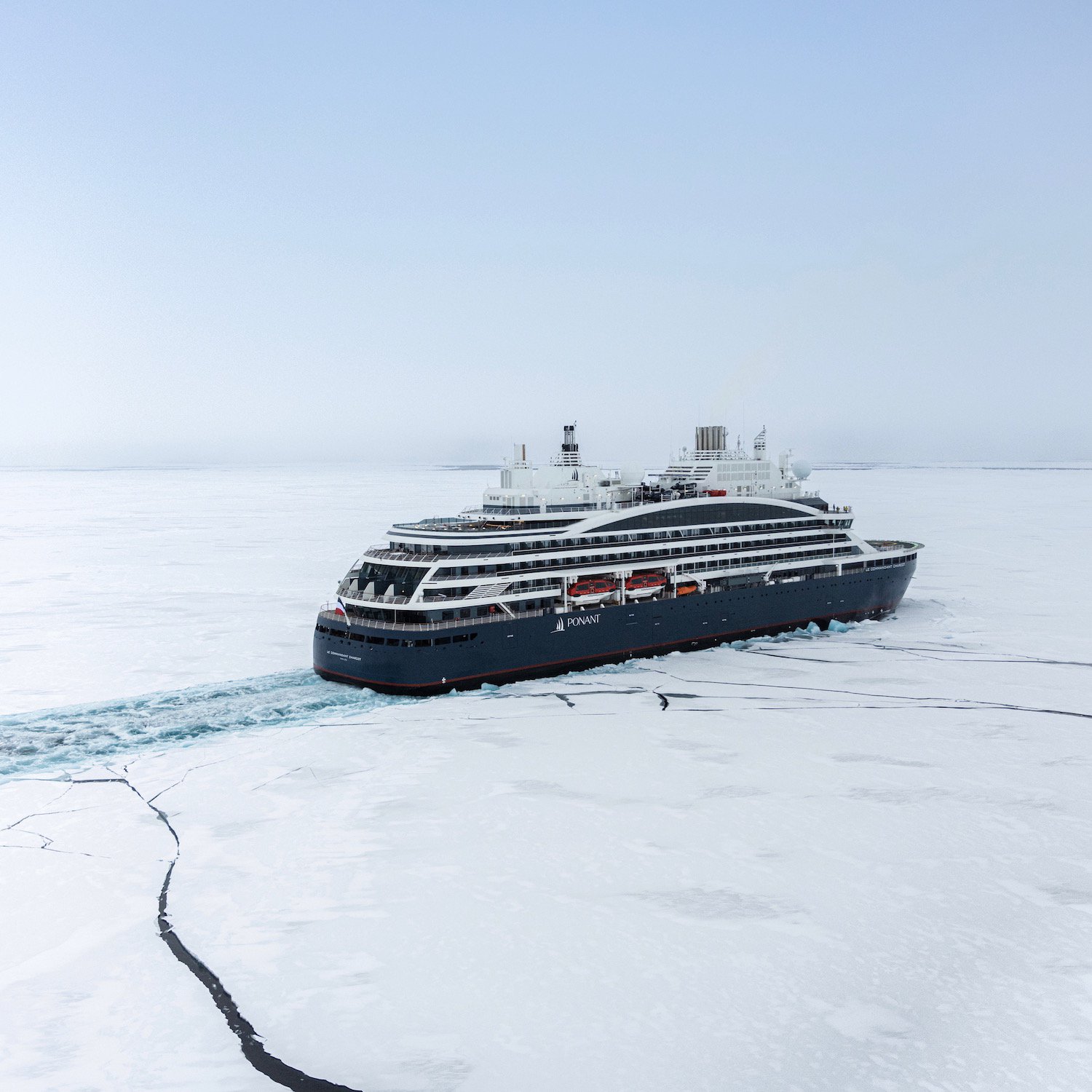 Le Commandant Charcot is het eerste ijsbrekercruiseship ter wereld.