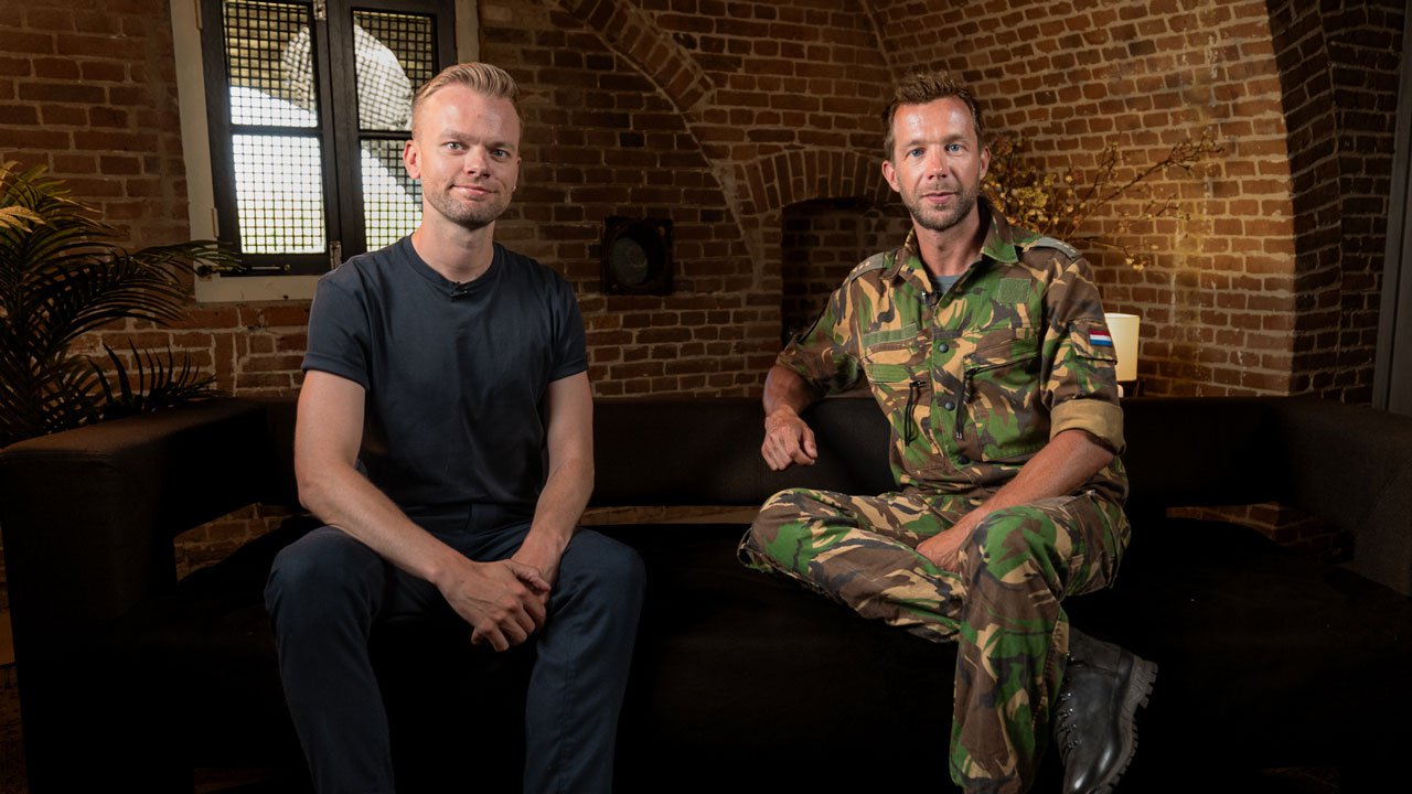 Martijn Kamphorst met militair docent Jaus