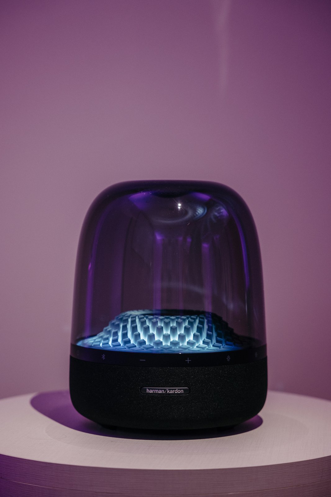 Harman Kardon Aura Studio 4